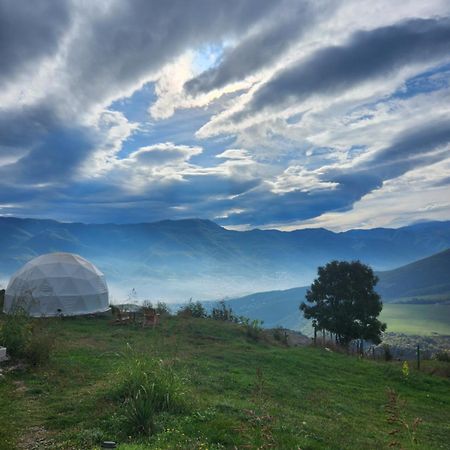 Yenokavan Glamping 伊杰万 外观 照片